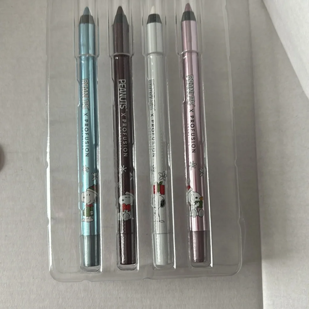 Profusion x Peanuts eyeliner set of 4 limited edition